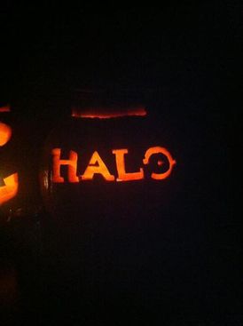 HB 02-11-2011 Halo Jack-o'-lantern 17.jpg