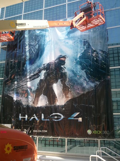 HB 09.06.2012-E3 2012 Halo 4 poster 01.jpg