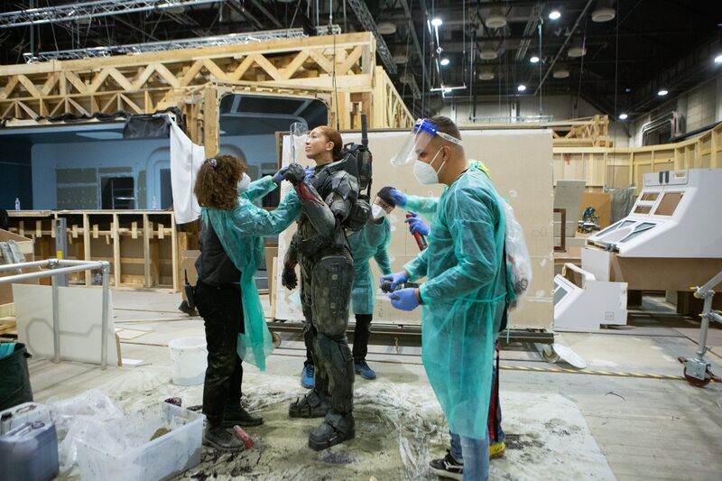 Fichier:HTV behind the scenes 20.jpg